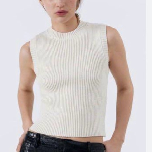 Zara knit Cropped Top Crew-Neck Muscle Sweater Vest Beige Ribbed Tank Top Size M - Picture 2 of 16